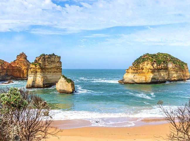 Journey Through the Scenic Bay of Islands